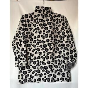 Tahari Cozy Leopard Print Soft Turtleneck Sweater Size Large